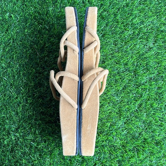 ZARA Tan Soft Suede Strappy Flat Sandals size 6.5 EU37 - Picture 2 of 9